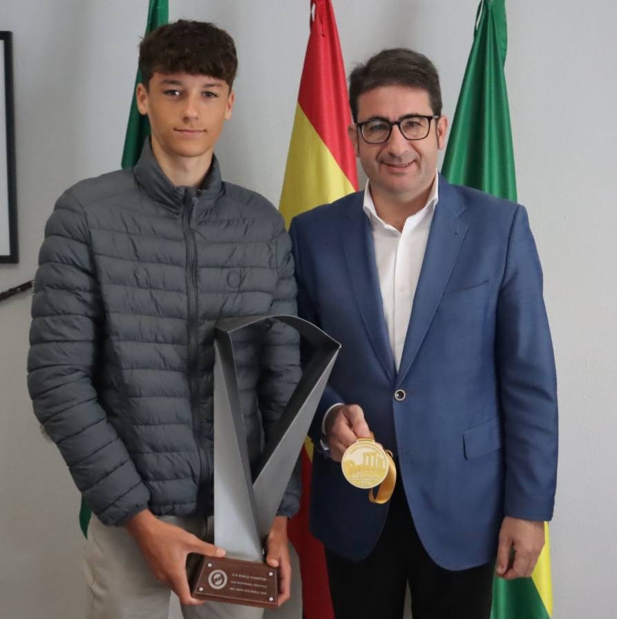 590842573_1292254026265574_410225923057581415_n